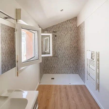 Superbe Duplex Dans Chartreuse トゥールーズ